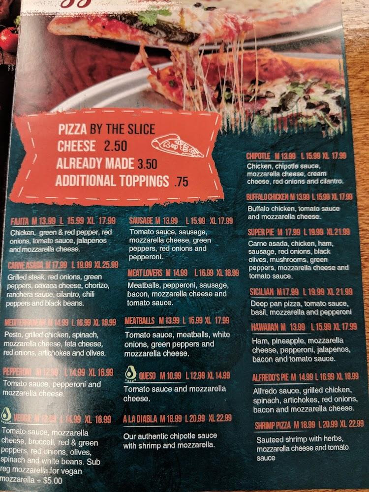 Sheslea's Pizzeria Mozzarella sticks (6)